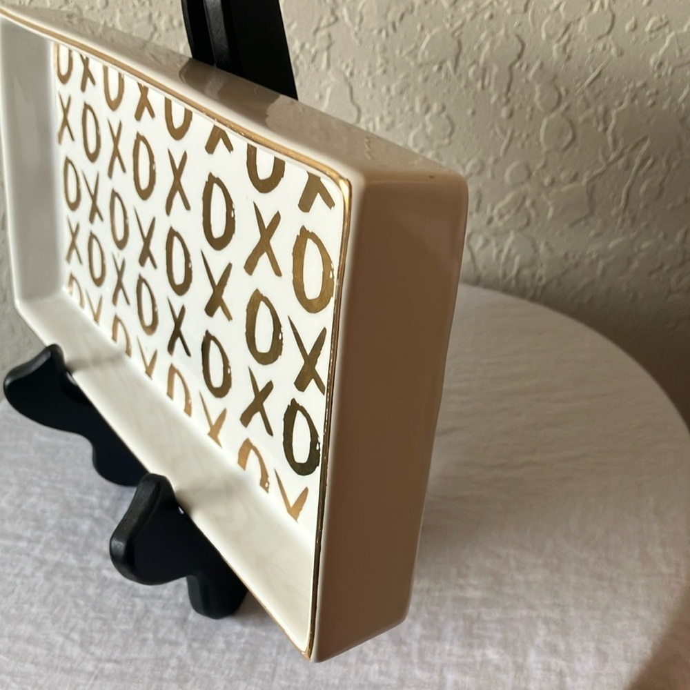 Threshold: 2017 XOXO Patterned Tray- Gold Paint Lettering - Picture 6 of 16